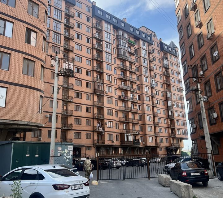 Продаётся 2-комнатная квартира, 108 м²