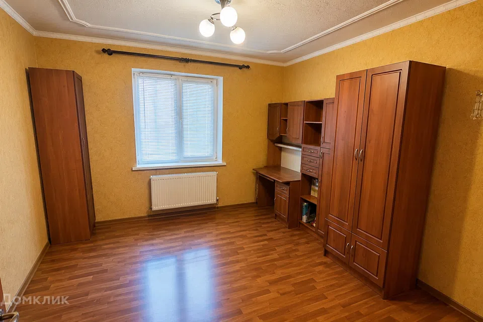 Продаётся 3-комнатная квартира, 53.5 м²