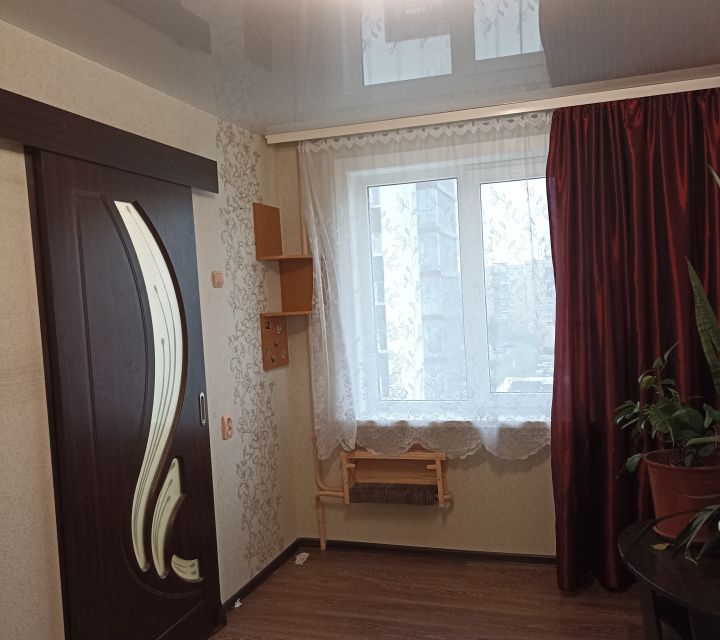 Продаётся 4-комнатная квартира, 68.8 м²