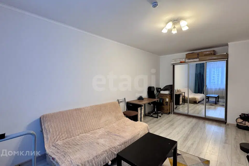 Продаётся 1-комнатная квартира, 39.5 м²