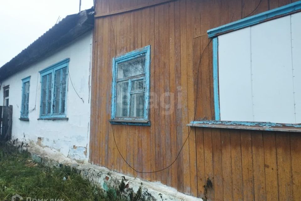Продаётся 3-комнатная квартира, 42.8 м²