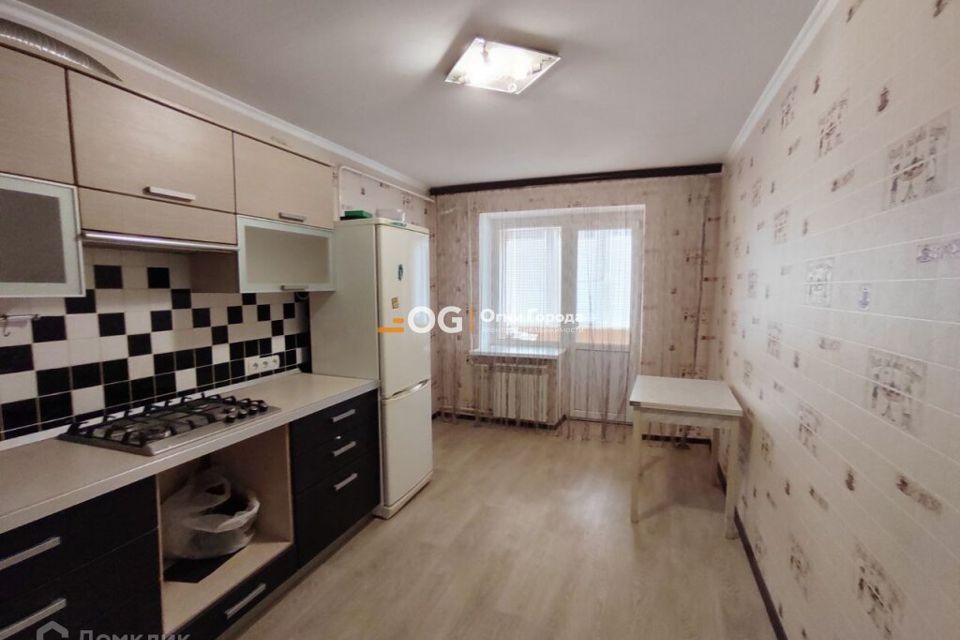 Продаётся 1-комнатная квартира, 49.8 м²
