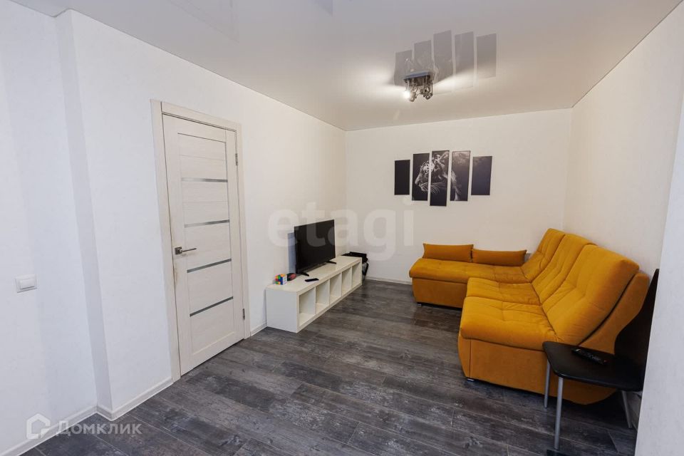 Продаётся 1-комнатная квартира, 50.1 м²