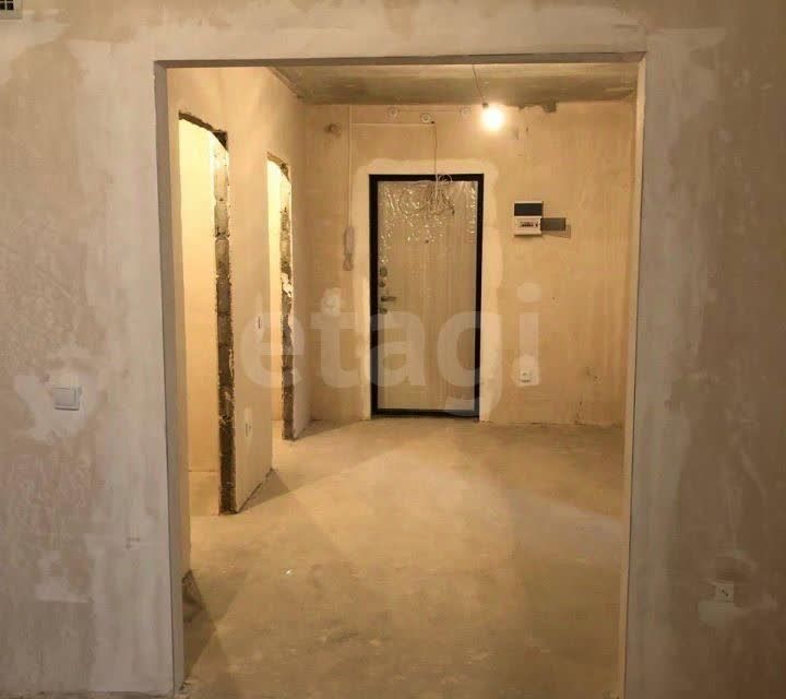Продаётся 1-комнатная квартира, 54 м²