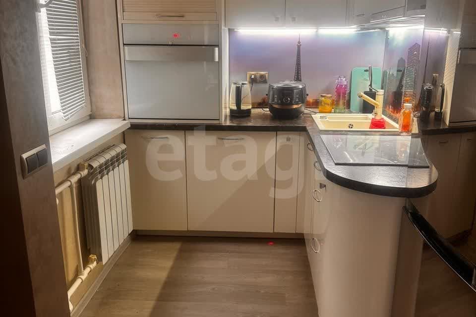 Продаётся 2-комнатная квартира, 48.2 м²