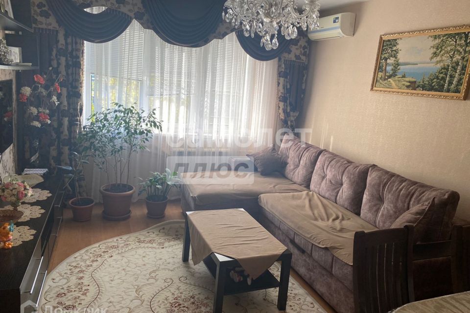 Продаётся 3-комнатная квартира, 65.3 м²