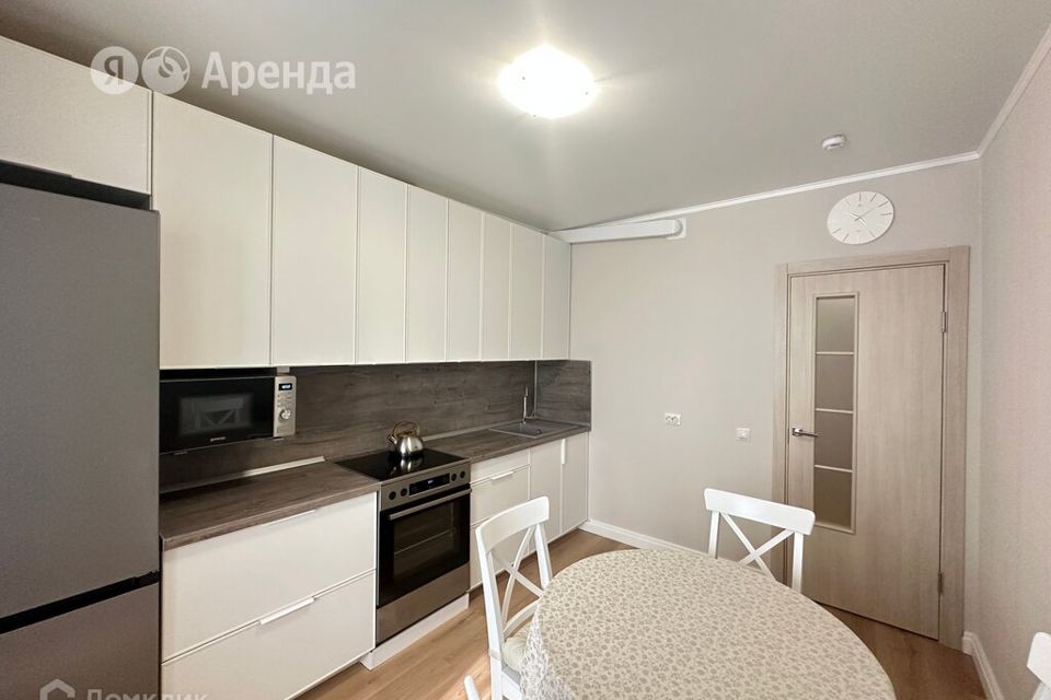Сдаётся 1-комнатная квартира, 42 м²