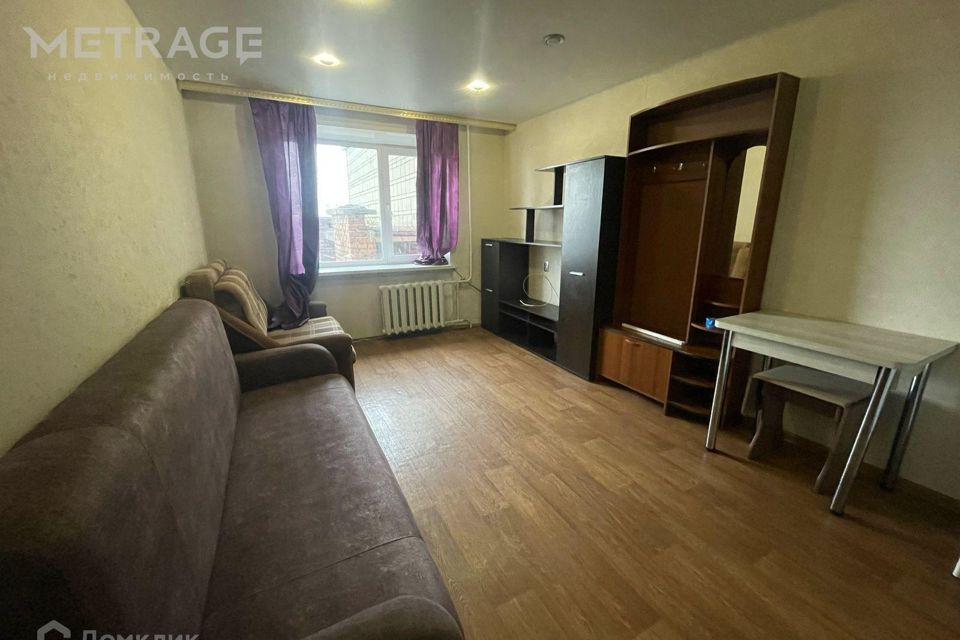 Продаётся комната в 1-комн. квартире, 18 м²