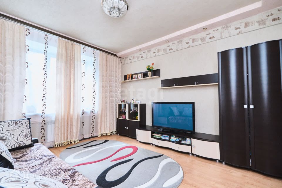 Продаётся 2-комнатная квартира, 56.1 м²