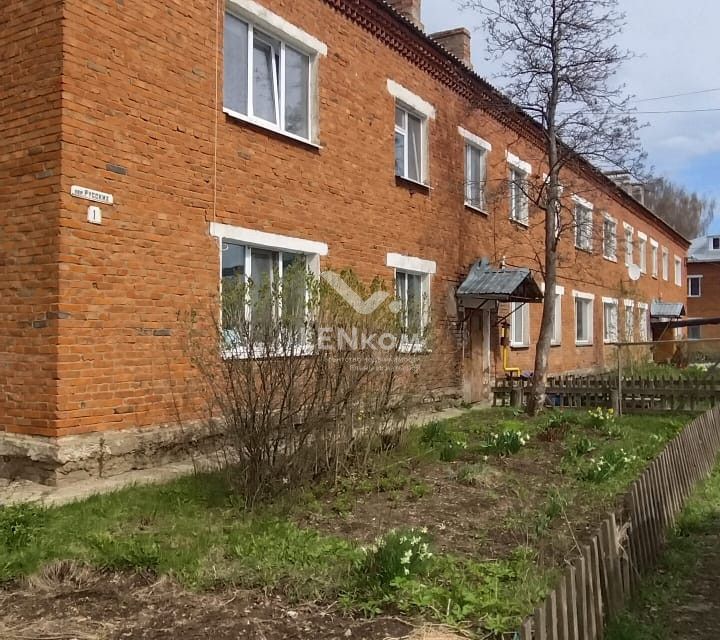 Продаётся 2-комнатная квартира, 42.8 м²