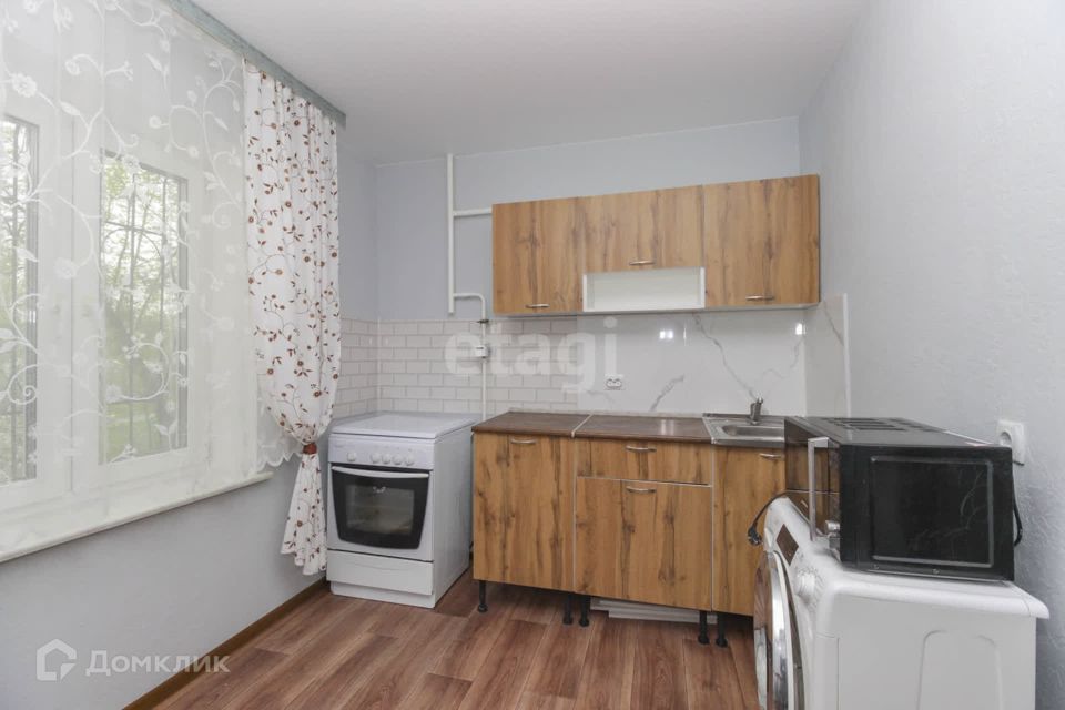 Продаётся 1-комнатная квартира, 37.7 м²