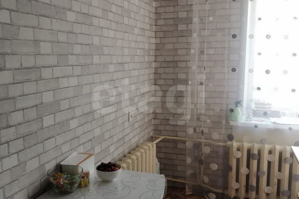 Продаётся комната в 1-комн. квартире, 13 м²