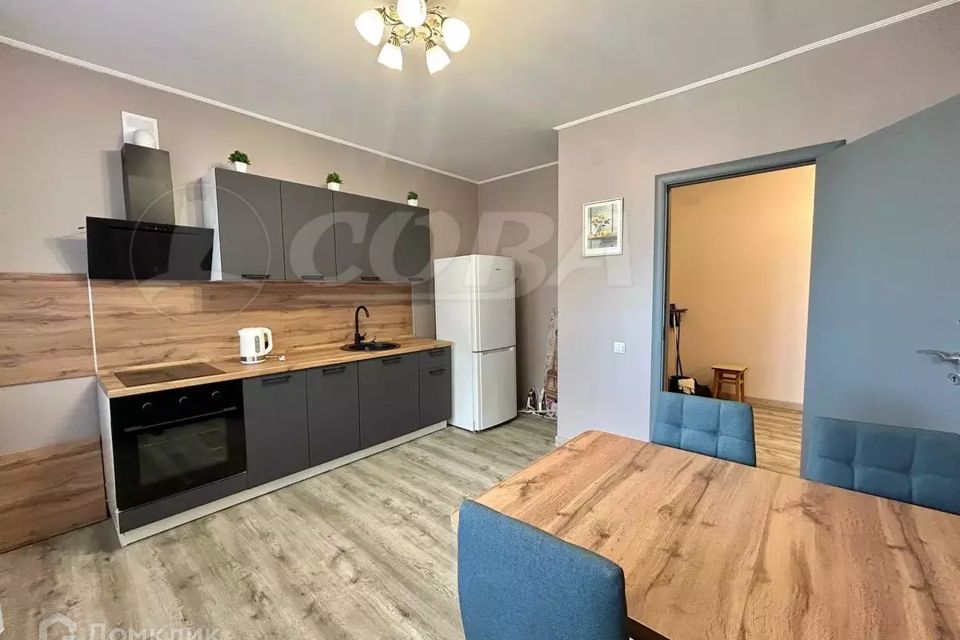 Сдаётся 2-комнатная квартира, 70 м²