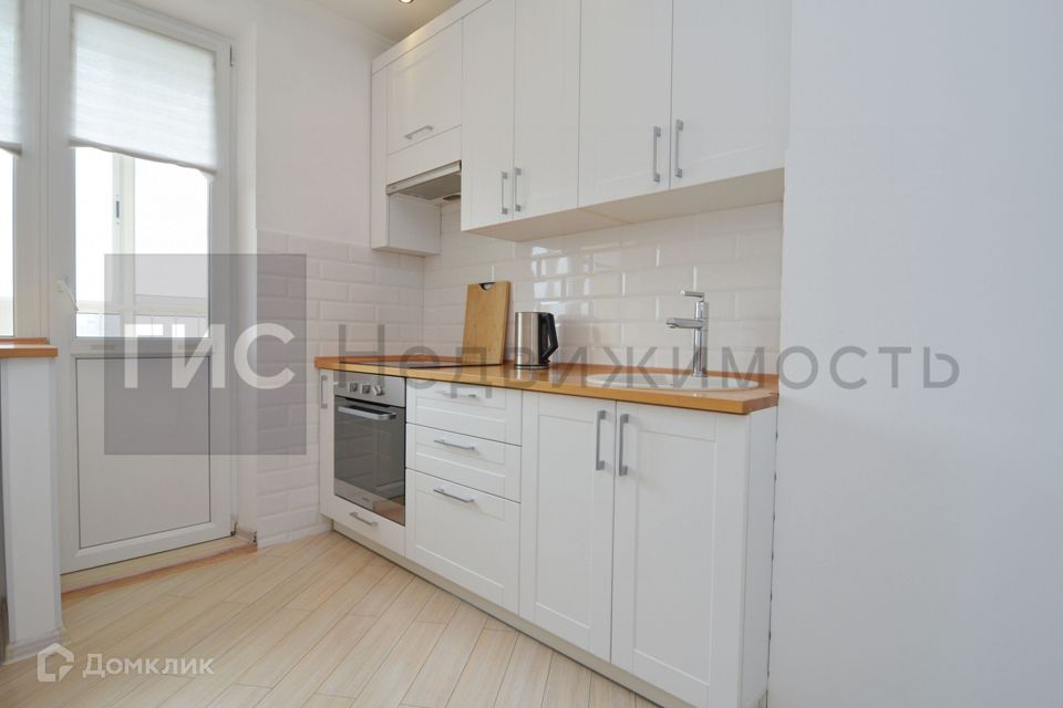 Продаётся 1-комнатная квартира, 43.6 м²