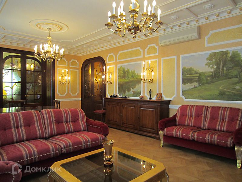 Сдаётся 3-комнатная квартира, 143 м²