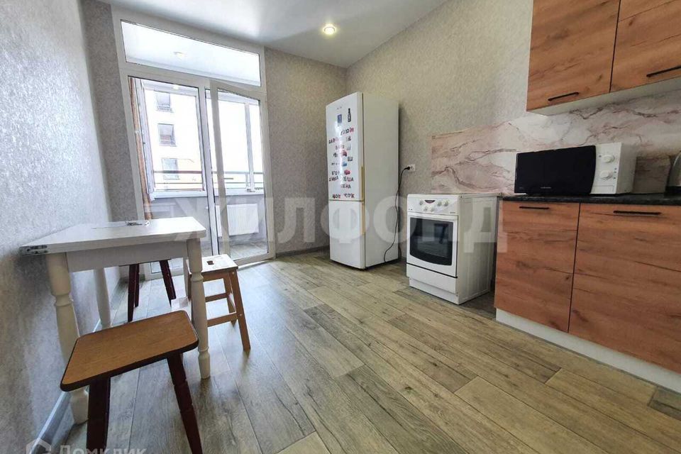 Сдаётся 1-комнатная квартира, 39 м²