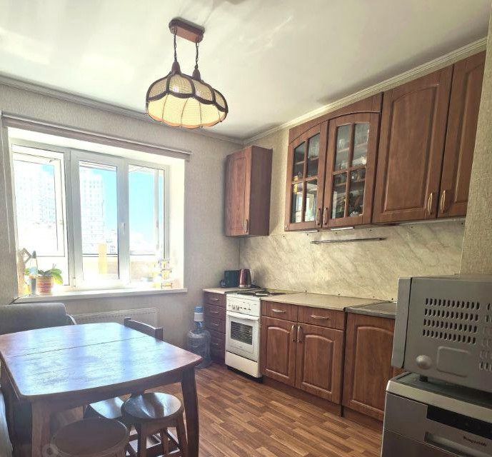 Продаётся 2-комнатная квартира, 65 м²