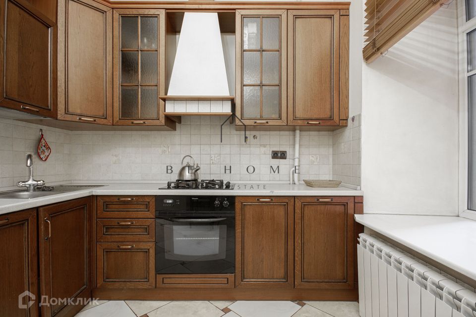 Продаётся 2-комнатная квартира, 76 м²