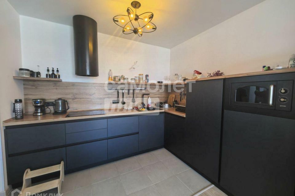 Продаётся 3-комнатная квартира, 81 м²
