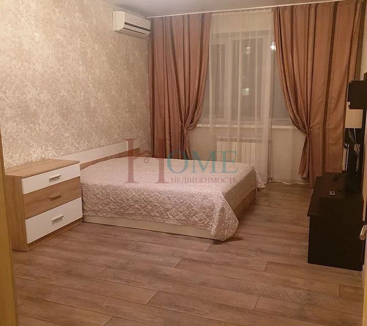 Сдаётся 1-комнатная квартира, 38 м²