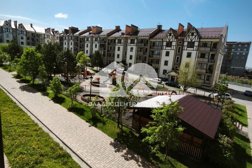 Продаётся 2-комнатная квартира, 76 м²
