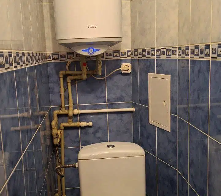 Продаётся 3-комнатная квартира, 56.8 м²