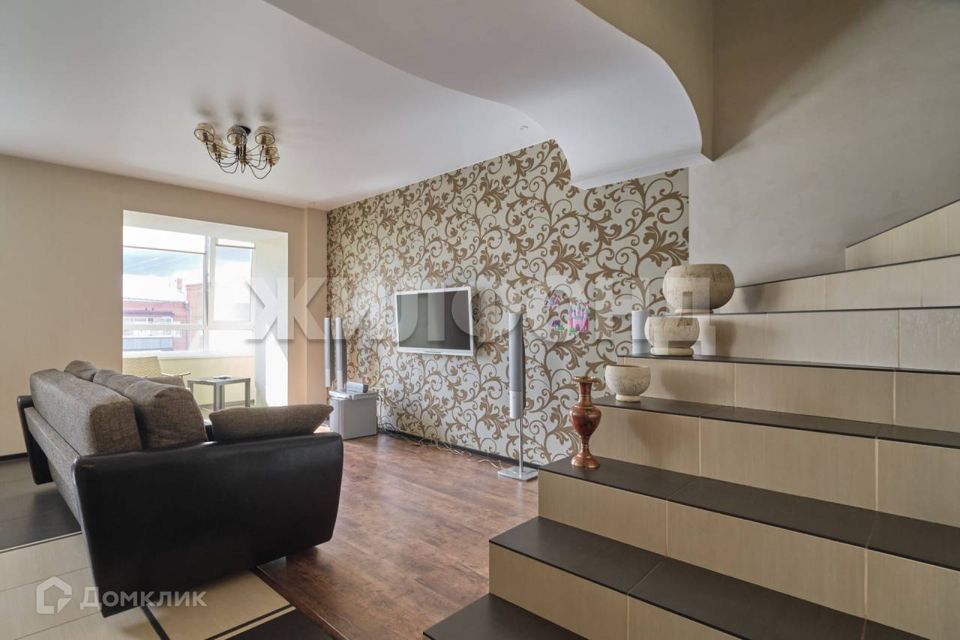 Продаётся 3-комнатная квартира, 82 м²
