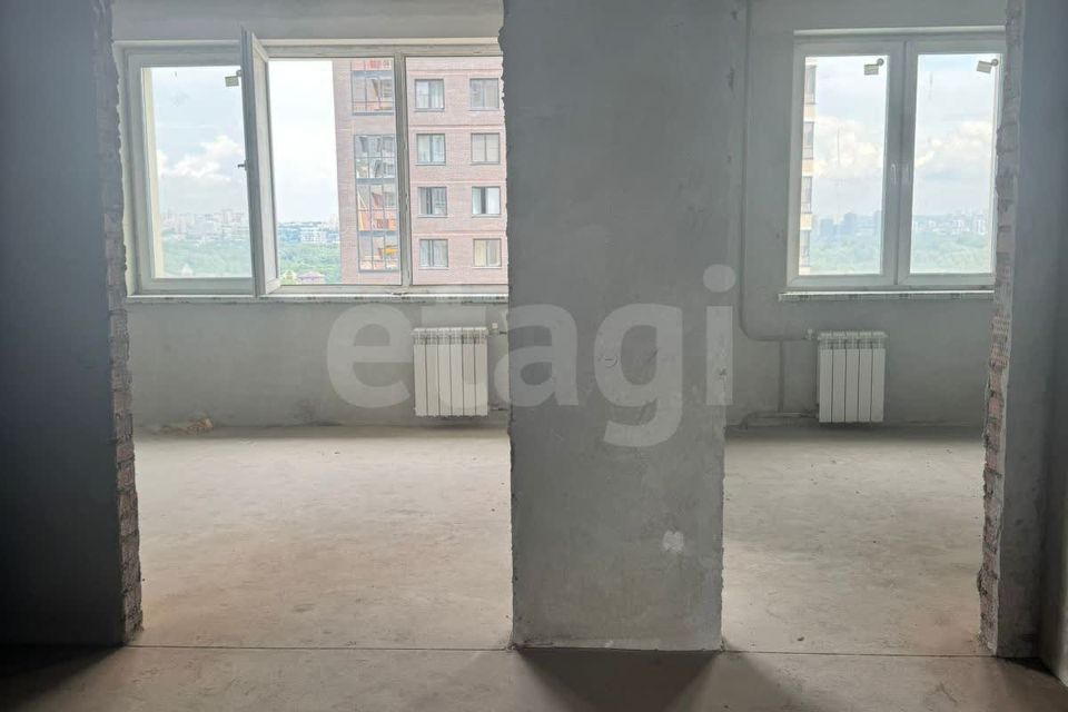 Продаётся 2-комнатная квартира, 67.1 м²