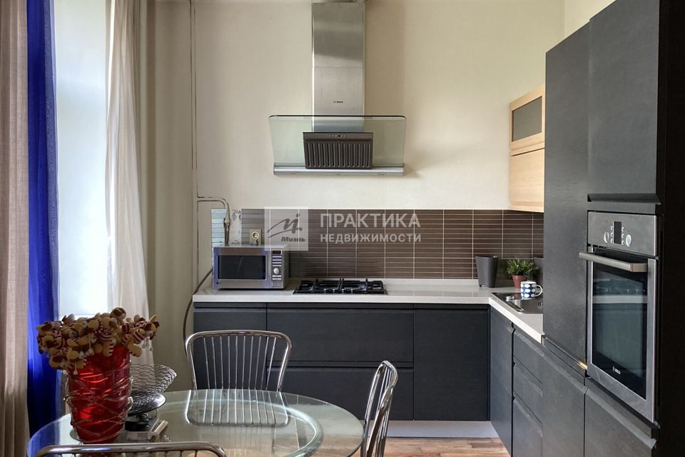 Сдаётся 3-комнатная квартира, 77 м²
