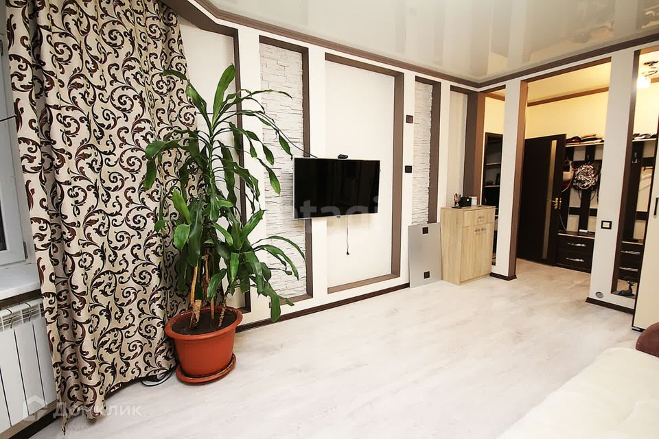 Продаётся 2-комнатная квартира, 53.6 м²