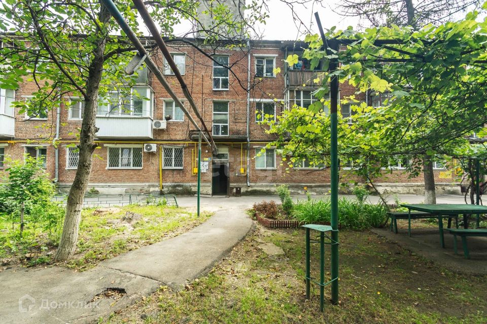 Продаётся 3-комнатная квартира, 56 м²