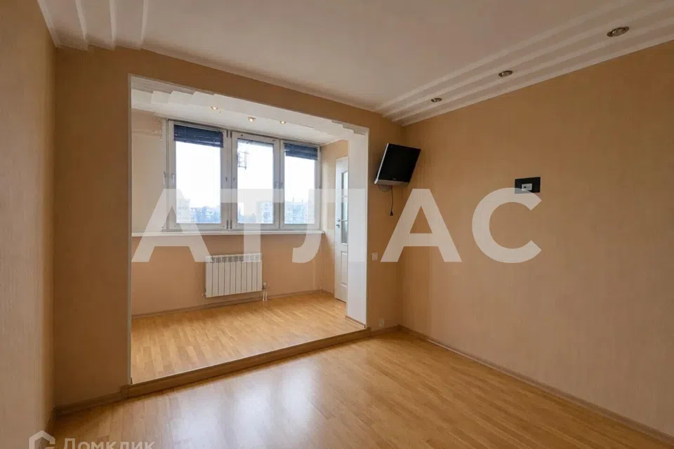 Продаётся 3-комнатная квартира, 57.5 м²