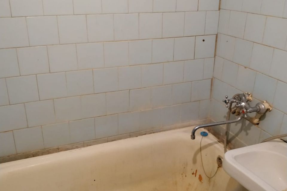 Продаётся комната в 4-комн. квартире, 58 м²