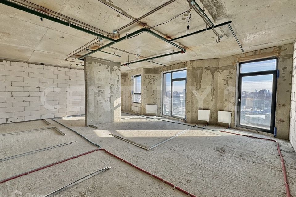 Продаётся 3-комнатная квартира, 69.6 м²