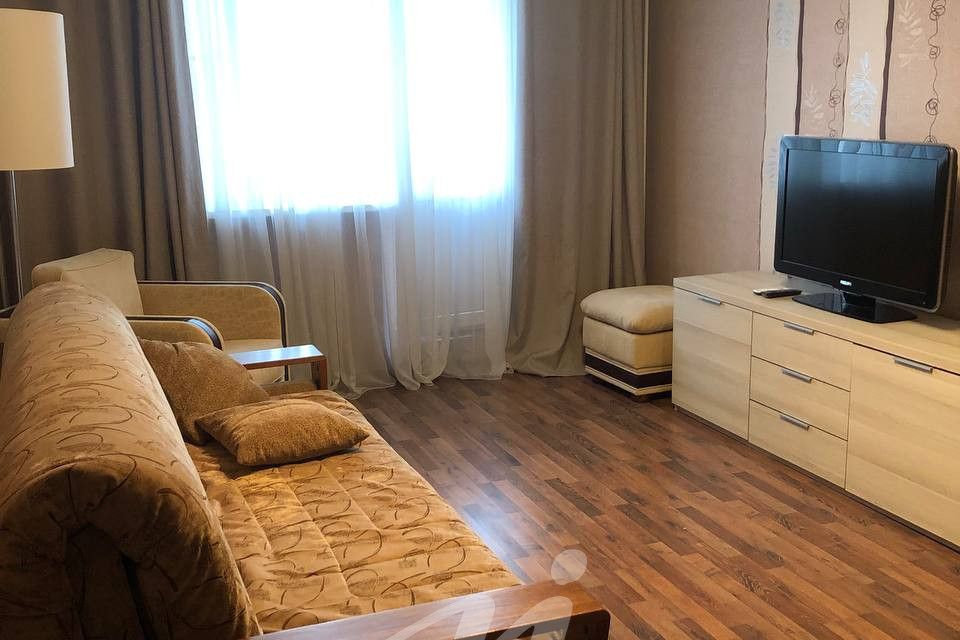 Сдаётся 2-комнатная квартира, 54 м²