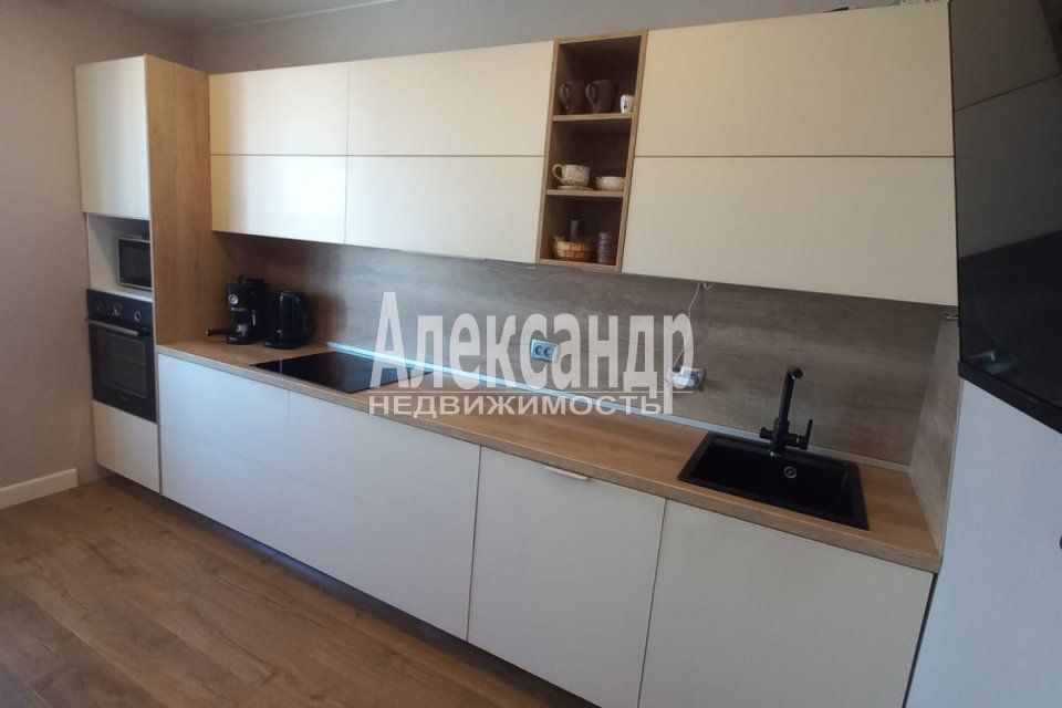 Продаётся 3-комнатная квартира, 82.8 м²