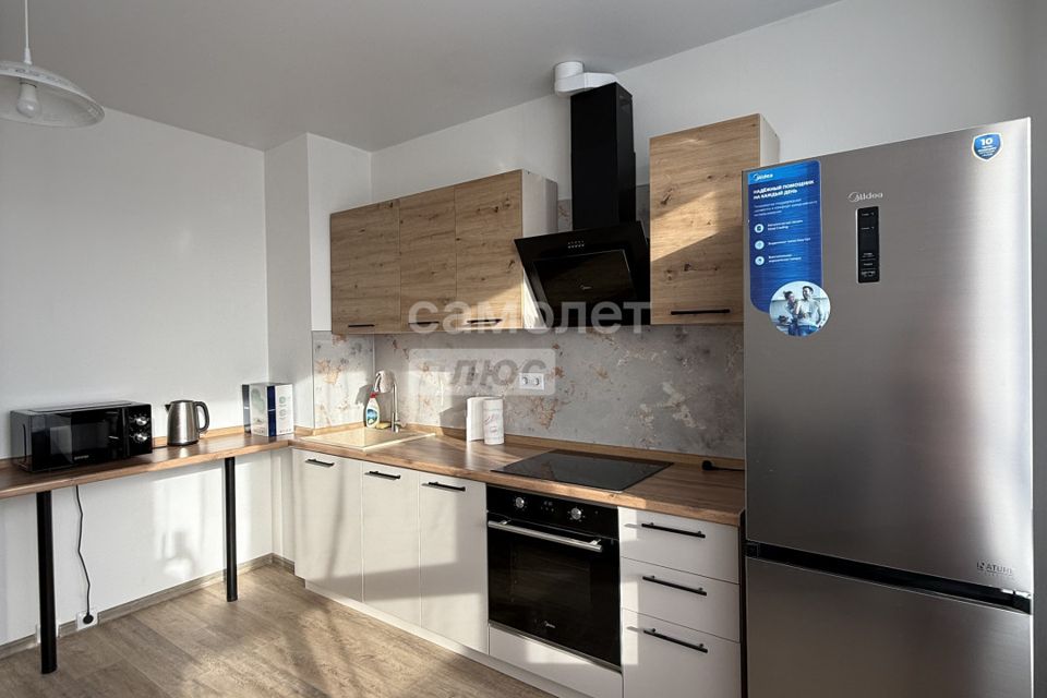 Сдаётся 2-комнатная квартира, 57.3 м²