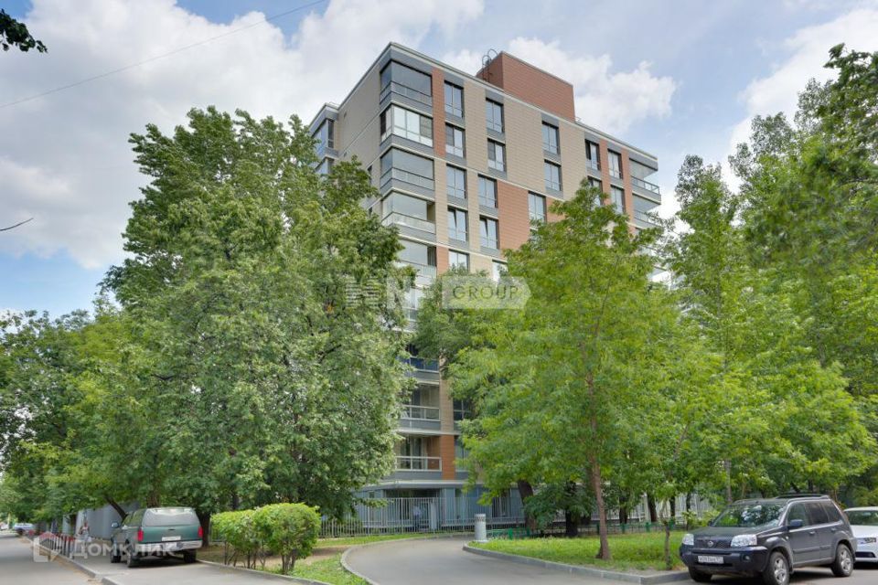 Продаётся 5-комнатная квартира, 250.5 м²