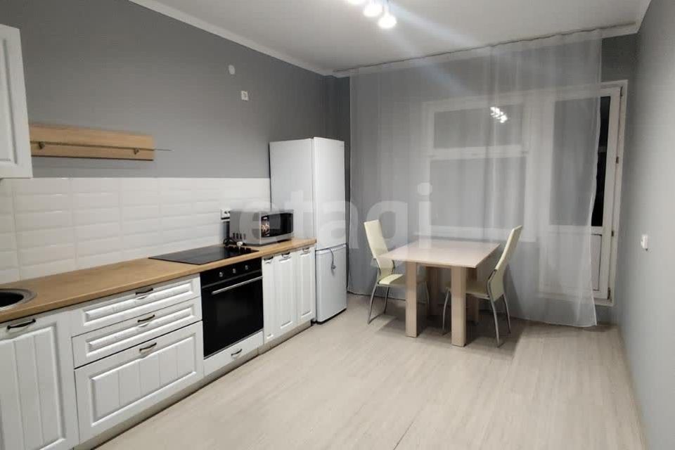 Продаётся 1-комнатная квартира, 42.5 м²