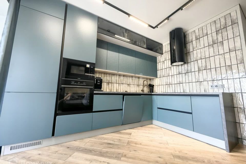 Продаётся 2-комнатная квартира, 68.4 м²