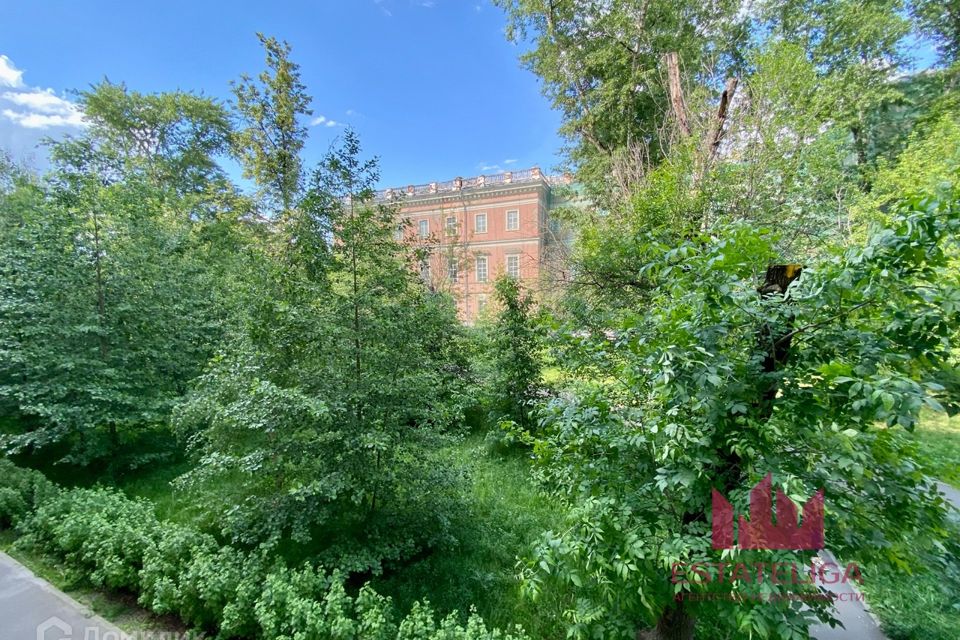Продаётся 3-комнатная квартира, 51.7 м²