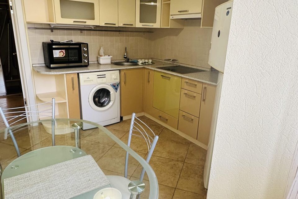 Сдаётся 1-комнатная квартира, 45 м²