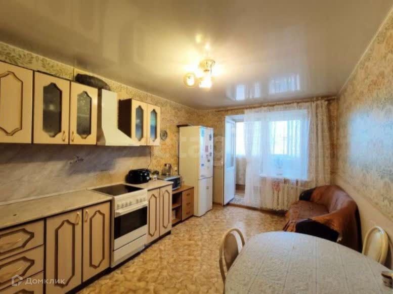 Продаётся 2-комнатная квартира, 82.7 м²