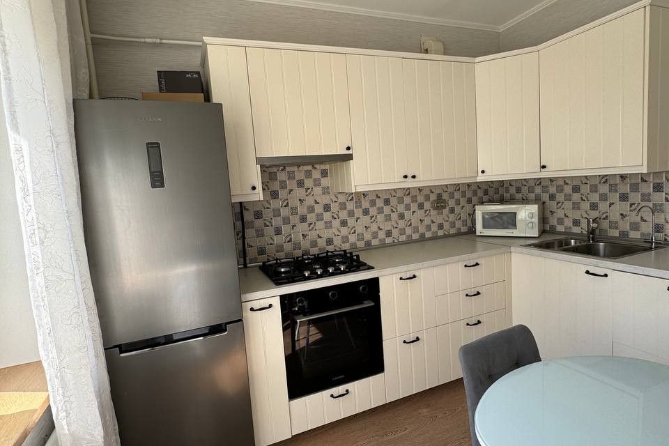 Продаётся 2-комнатная квартира, 56.5 м²