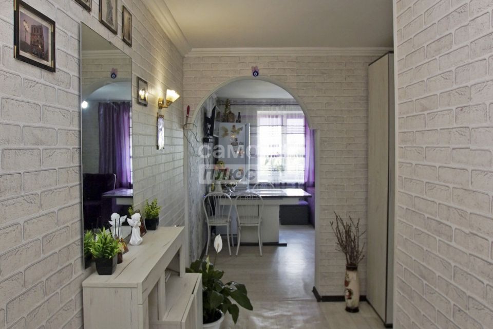 Продаётся 1-комнатная квартира, 37.8 м²