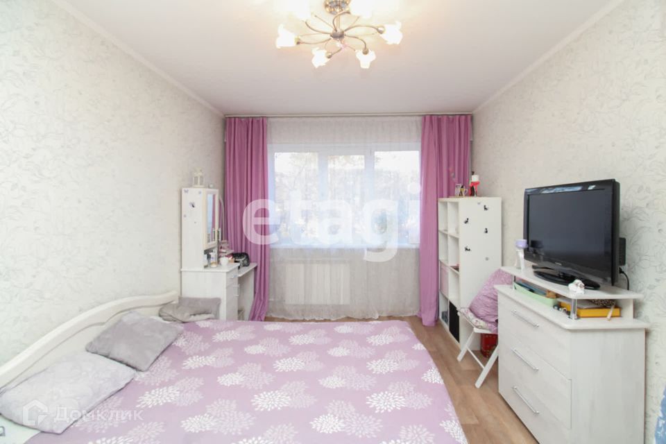 Продаётся 3-комнатная квартира, 62.4 м²