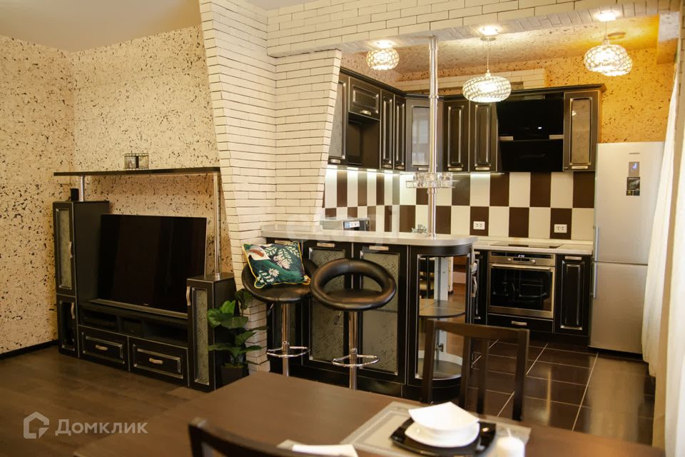 Продаётся 2-комнатная квартира, 59.5 м²