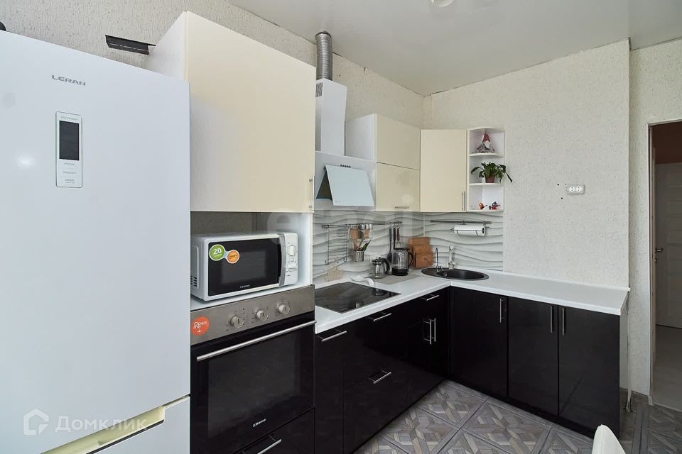Продаётся 3-комнатная квартира, 70 м²