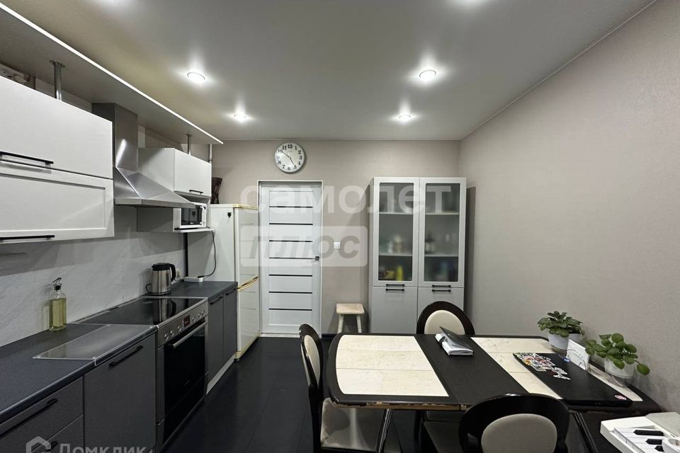 Продаётся 2-комнатная квартира, 62.9 м²