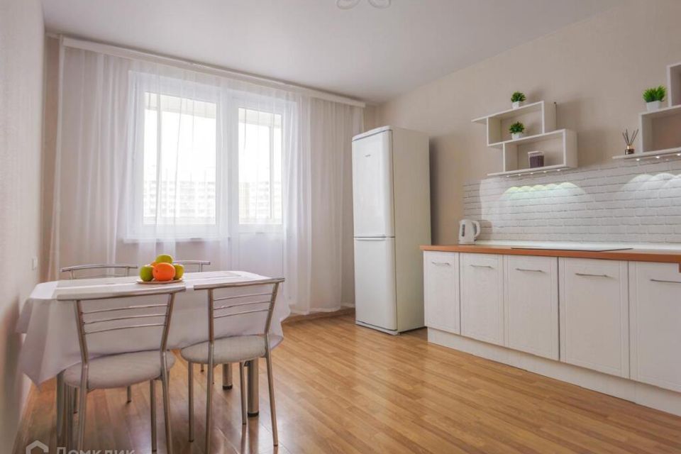 Продаётся 2-комнатная квартира, 85.2 м²
